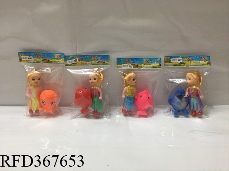 4 MODELS OF 3 INCH SMALL BARBIE WITH MARINE CARBOHYDRATE ANIMALS