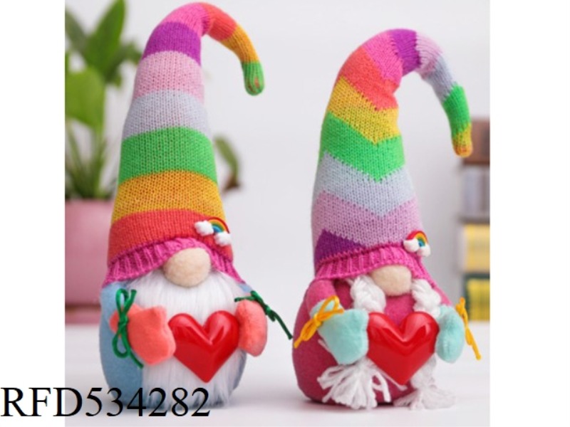 KNITTED LOVE FIGURE