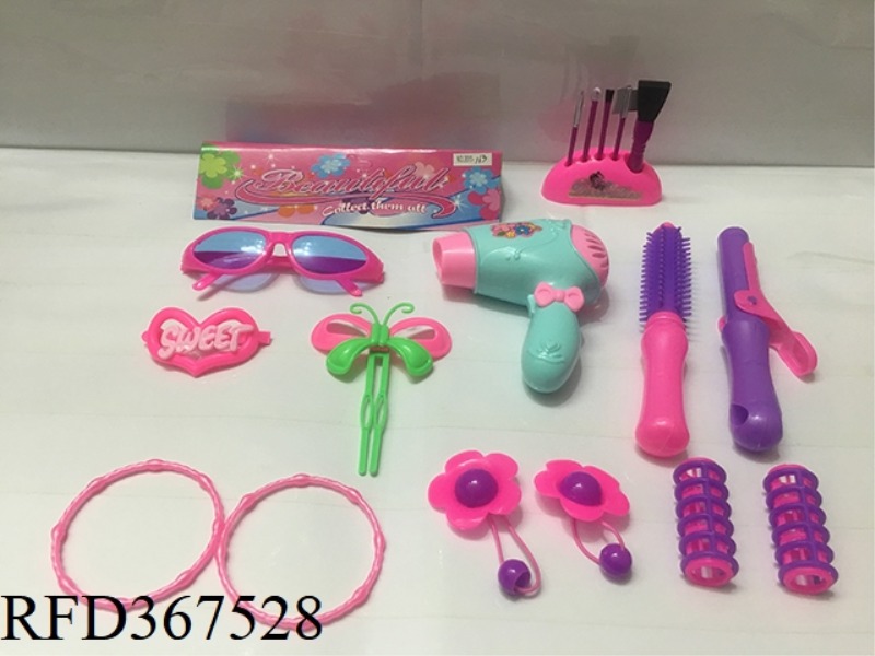 13-PIECE JEWELRY SET
