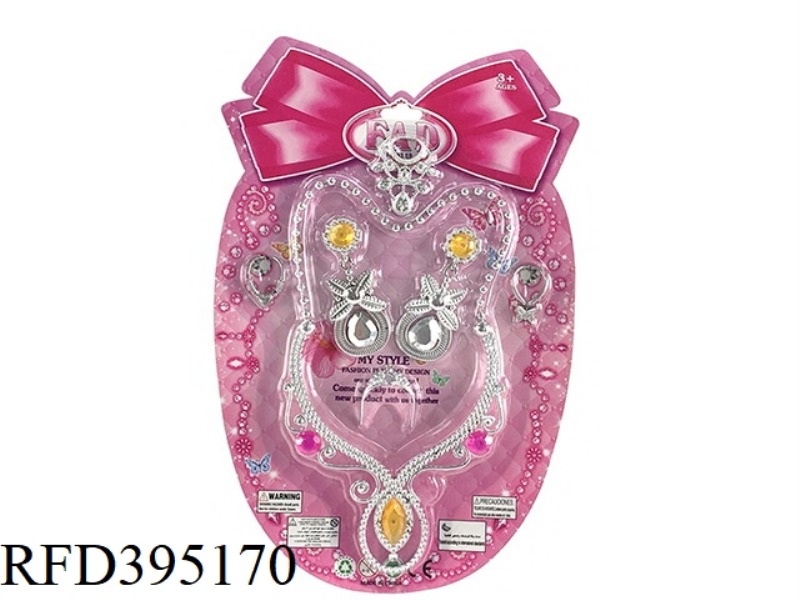 POINTED DIAMOND NECKLACE + JEWELRY