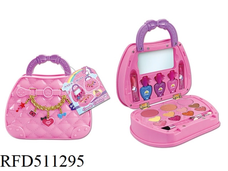 CHILDREN'S MAKEUP