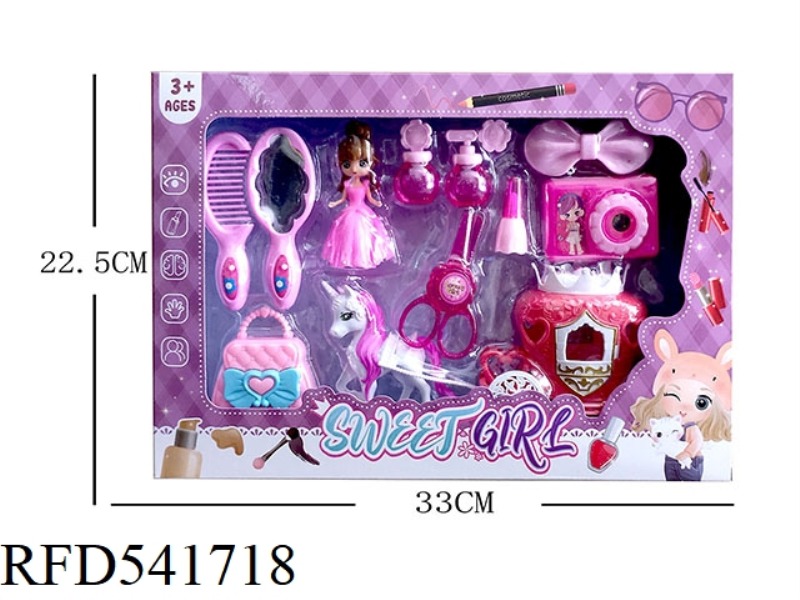 PRINCESS ACCESSORIES 12 PIECE SET TO MATCH THE CARRIAGE