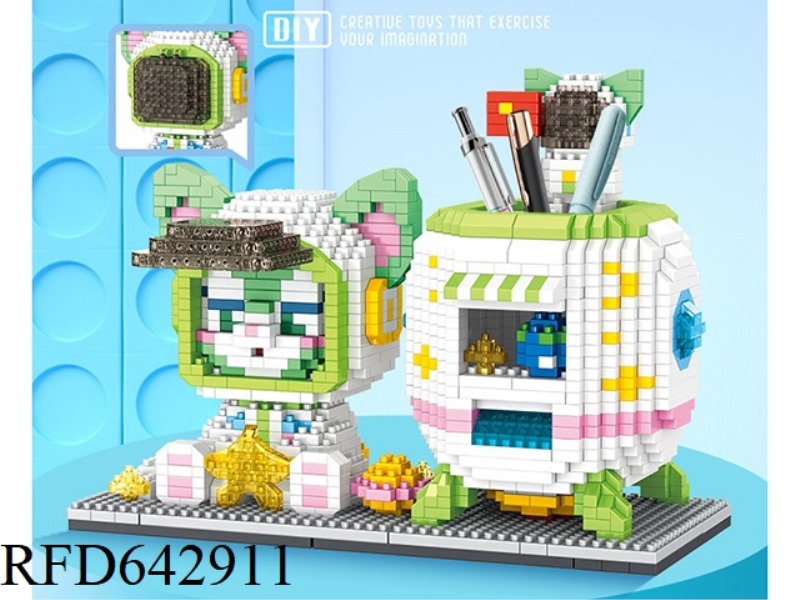 ASTRONAUT BUILDING BLOCK PEN HOLDER (FACE COVER CAN BE OPENED) 1913PCS