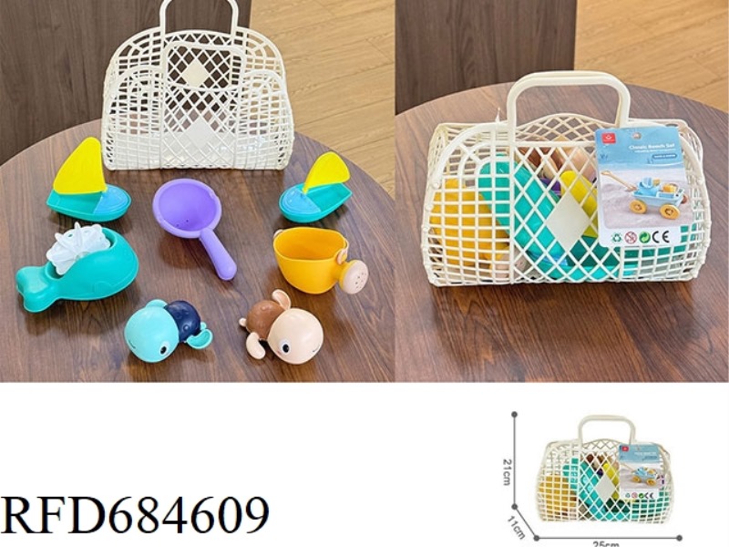 PLAYING WITH WATER, VINYL BABY TOYS, PLAYING WITH WATER, BATHROOM TOYS, ON CHAIN
