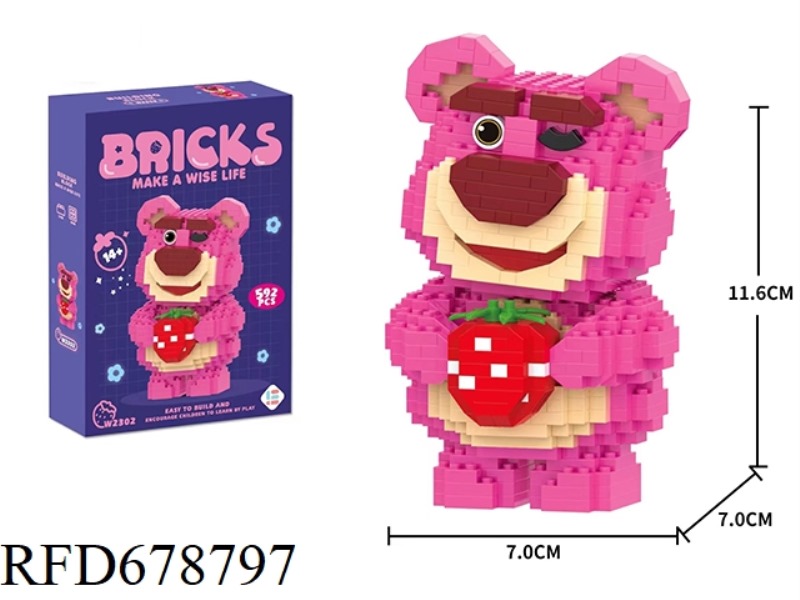STRAWBERRY BEAR HOLDS 592 PIECES OF STRAWBERRIES