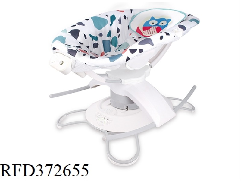 MULTIFUNCTIONAL AUTOMATIC ROCKING CHAIR