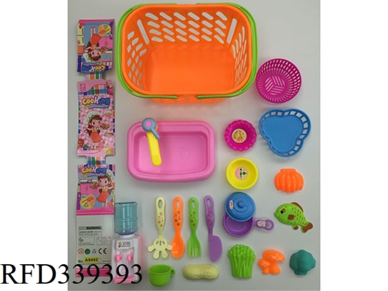 CHILDREN'S TABLEWARE