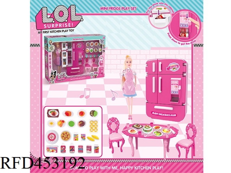 MULTI-DOOR REFRIGERATOR VENDING MACHINE + TABLE AND CHAIRS + FOOD ACCESSORIES + PINK APRON BARBIE LO