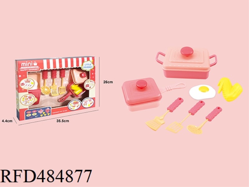 SIMULATION OF FRYING PAN PLAYING HOUSE