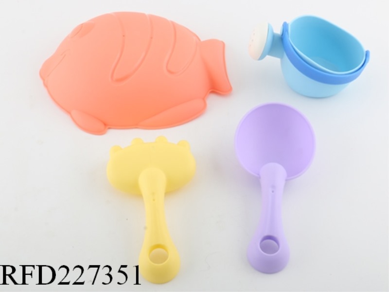 BEACH ACCESSORIES 4PCS
