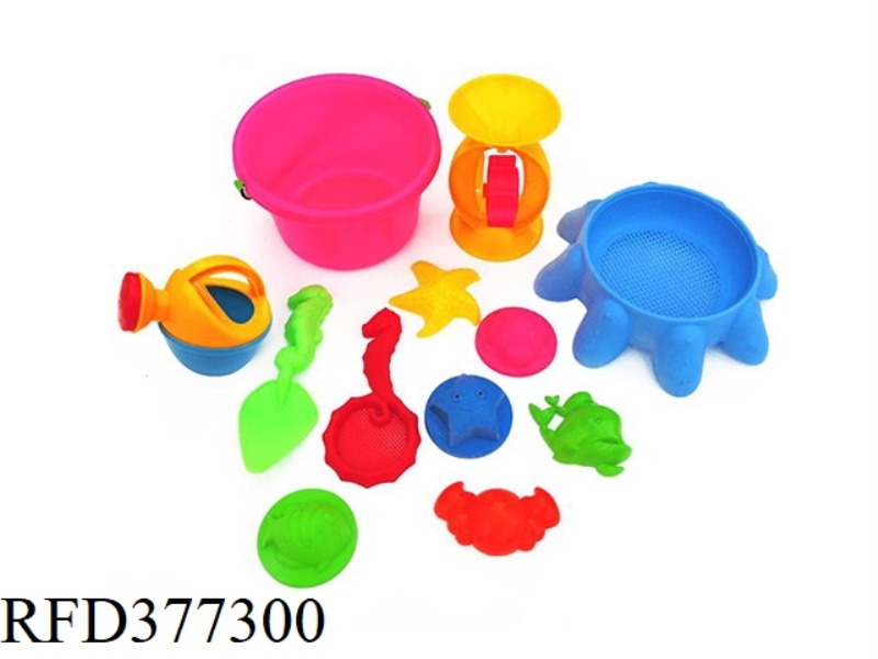 12-PIECE BEACH ROUND BUCKET