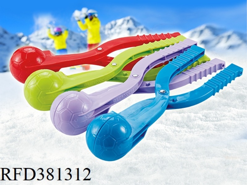 SOCCER BALL SHAPED SNOWBALL CLIP INDIVIDUAL