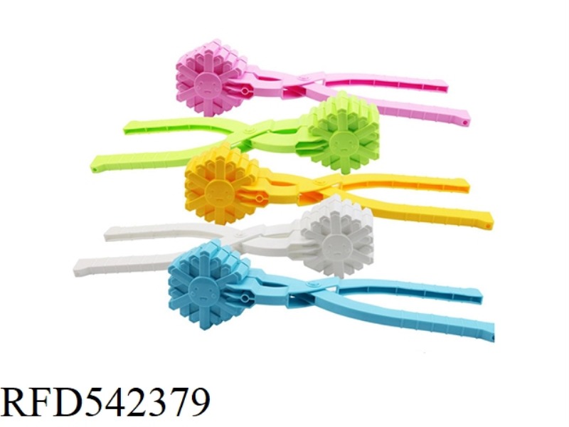 A LARGE SNOWFLAKE CLIP