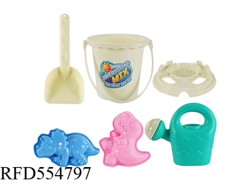 6 PIECES OF BEACH EQUIPMENT