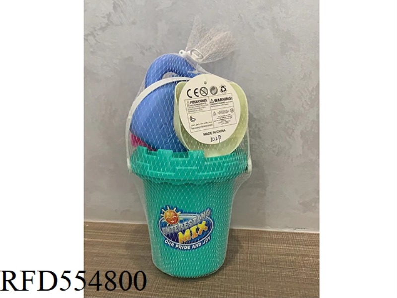 6 PIECES OF BEACH EQUIPMENT