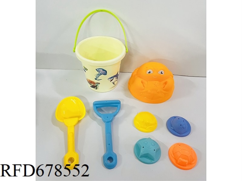 8-PIECE BEACH EQUIPMENT SET