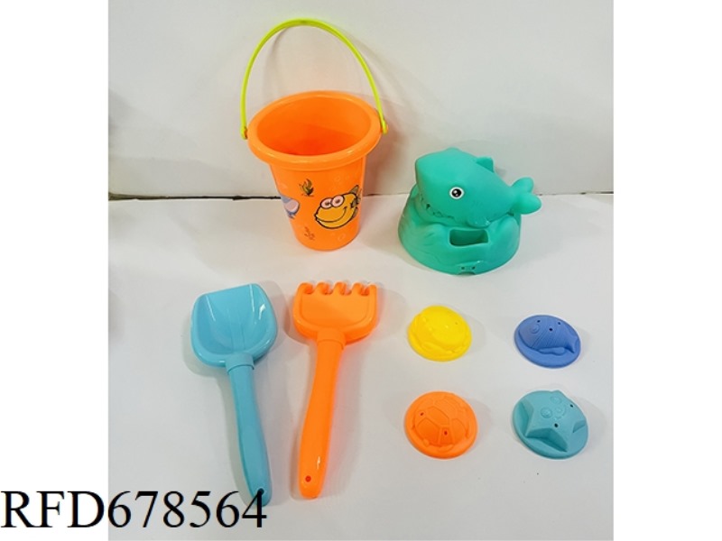 8-PIECE BEACH EQUIPMENT SET