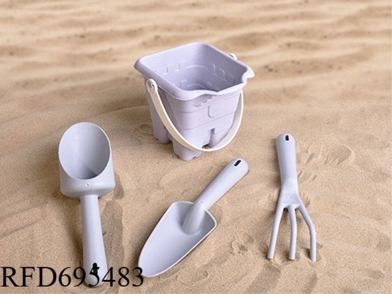 BEACH TOYS