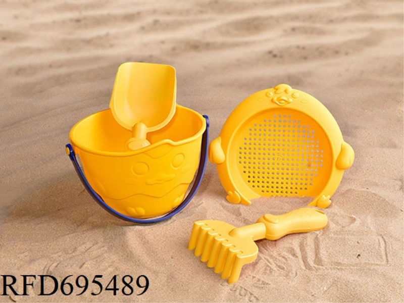 BEACH TOYS