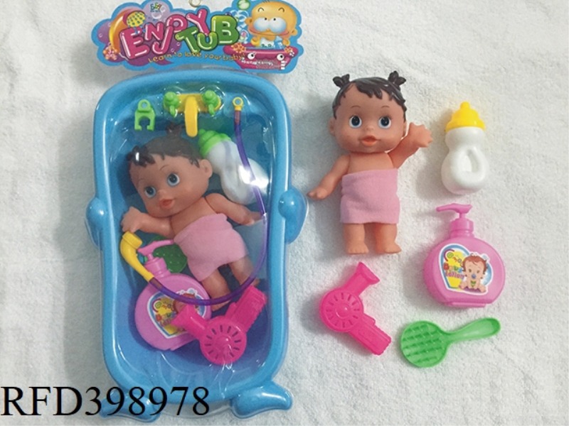 WHALE BATHTUB + FEMALE DOLL SET (WEARING BATH TOWELS)
