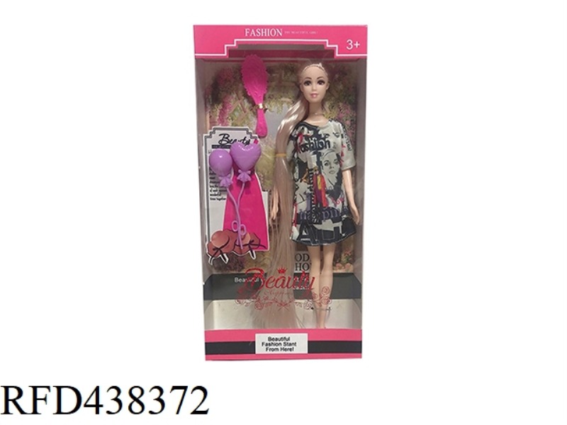 11.5 INCH LIVE FASHION BARBIE WITH BALLOON AND COMB