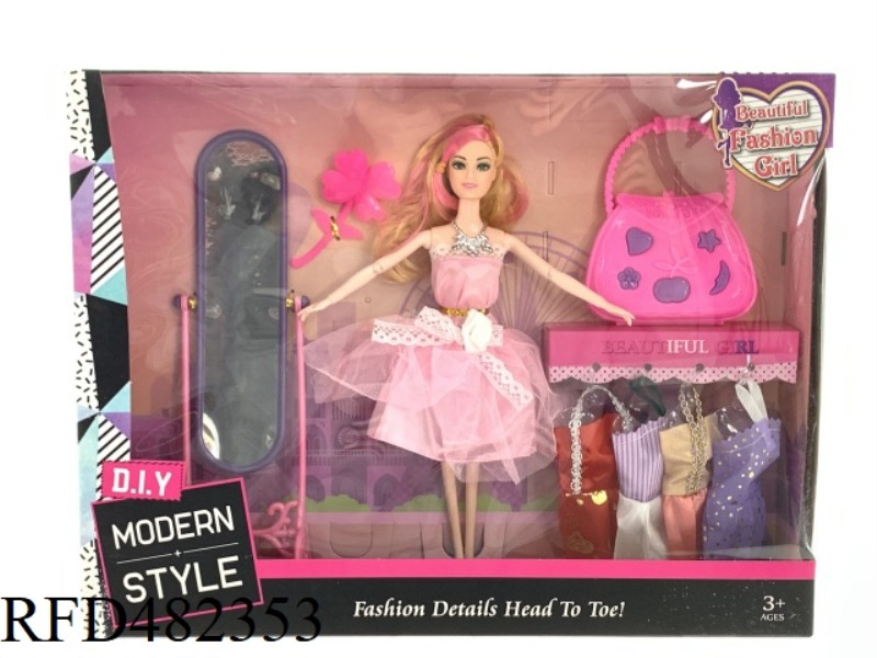 11.5 INCH NINE-JOINT SOLID BODY FASHION BARBIE TREND SET WITH MIRROR COMB BIG CLUTCH NECKLACE