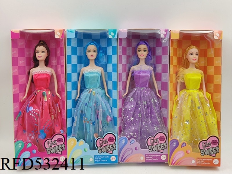 ELEVEN INCH BODY DRESS BARBIE FOUR MIXED