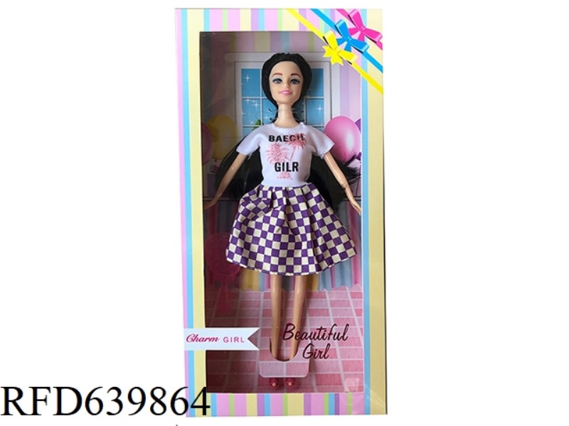 12 FASHION DOLLS
