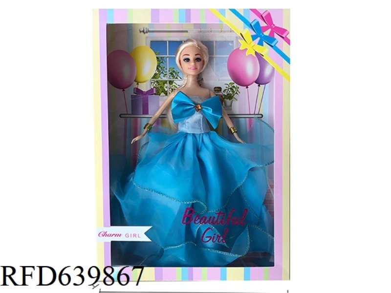 12 FASHION DOLLS