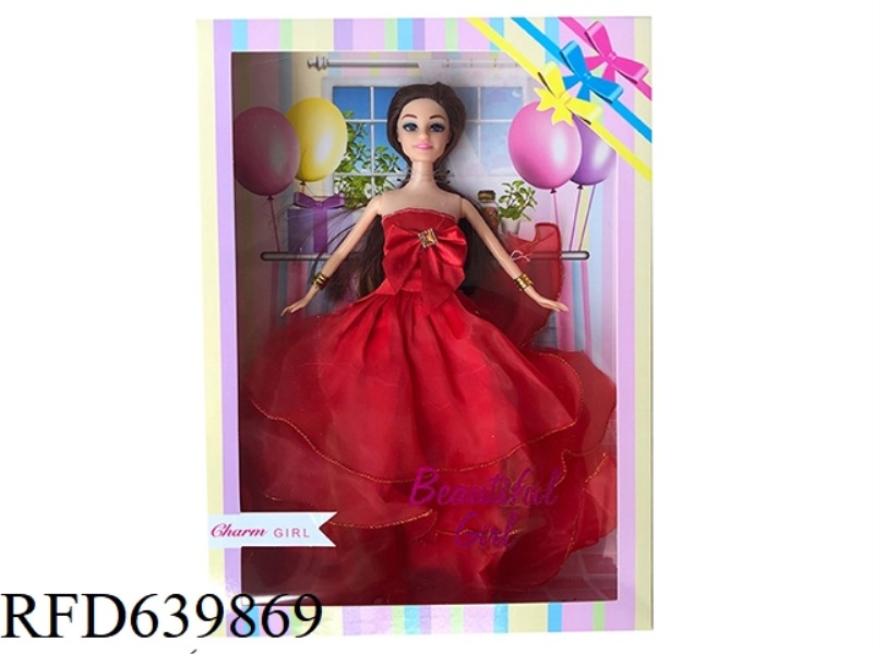 12 FASHION DOLLS