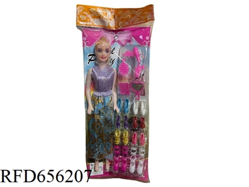 11-INCH SHOE SET BARBIE
