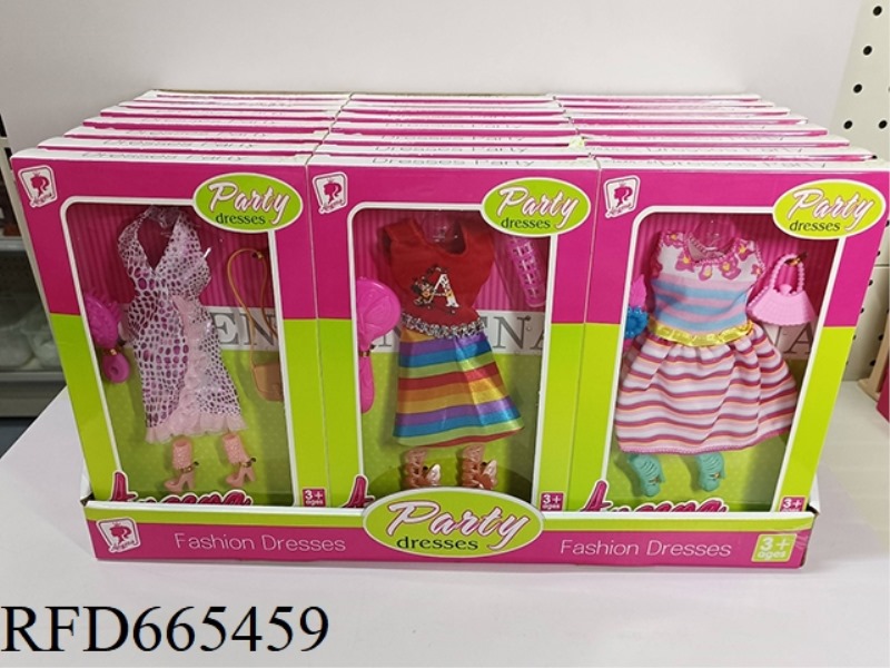 THREE BARBIE CLOTHES (30 PIECES)