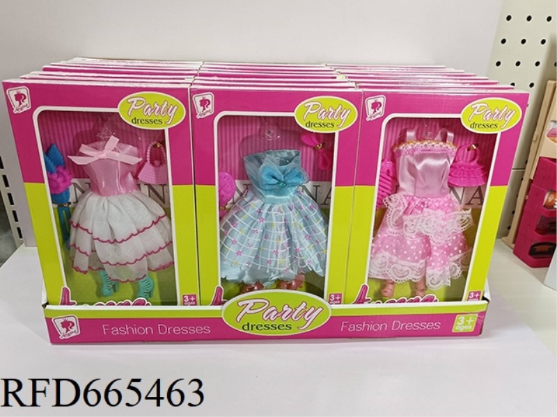 THREE BARBIE CLOTHES (30 PIECES)