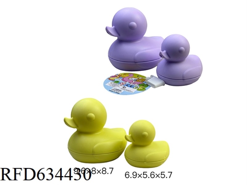 TWO BATHROOM WATER PLAY SILICONE DUCKS