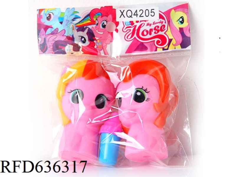 2 HORSES + BOTTLES