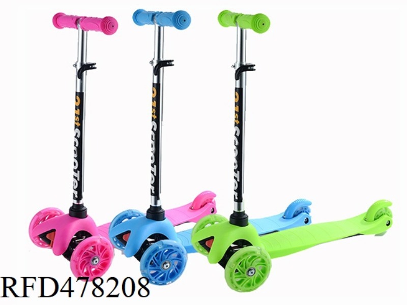 THREE-WHEELED SCOOTER WHEELS WITH FLINT LIGHTS