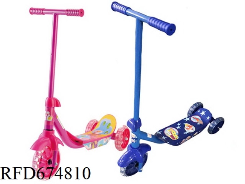 THREE-WHEELED CHILDREN'S SCOOTER