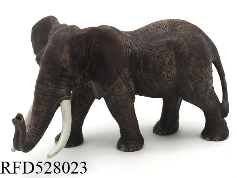 MALE AFRICAN ELEPHANT