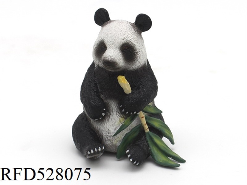 BAMBOO BITING PANDA