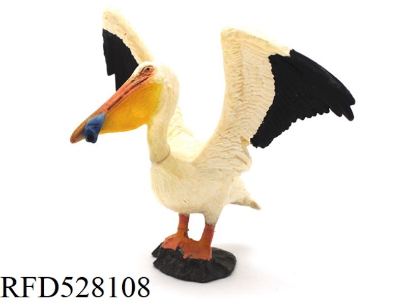 PELICAN WITH FISH IN ITS MOUTH
