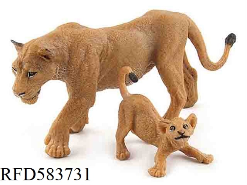 LIONESS WITH CUBS