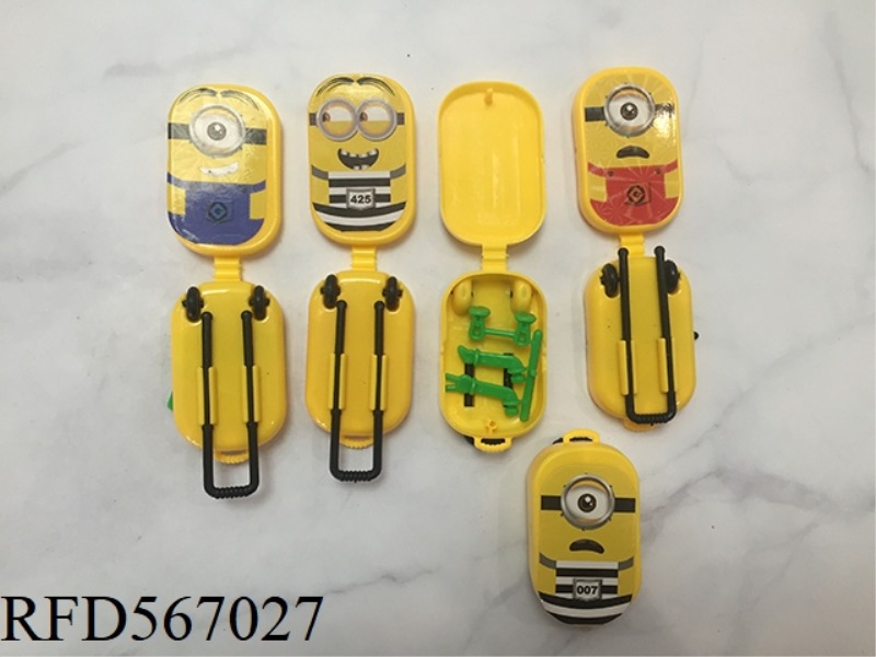 PUT TOGETHER A MINIONS TOW BAG