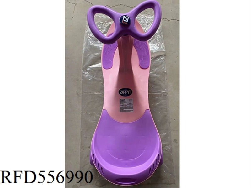 FIGURE 8 STEERING WHEEL WITH LIGHTS