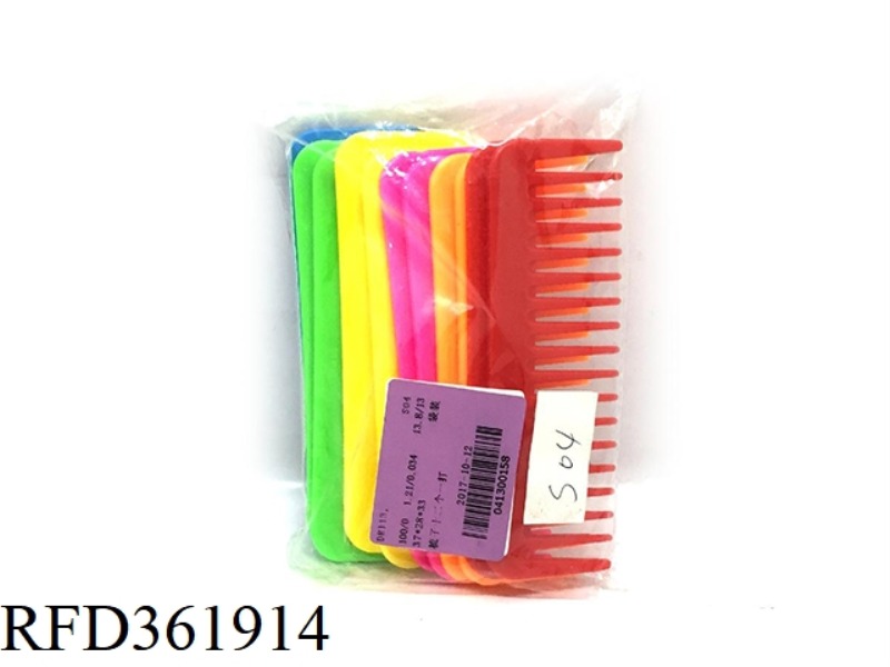 TWELVE COMBS A DOZEN