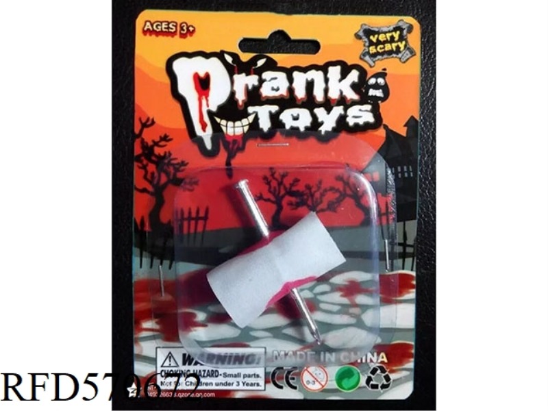 FINGER-PIERCING NAILS BIND UP CLOTH AND IRON NAILS