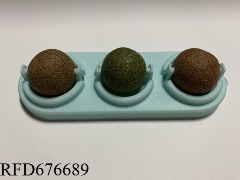 THREE CONSECUTIVE MINT BALLS
