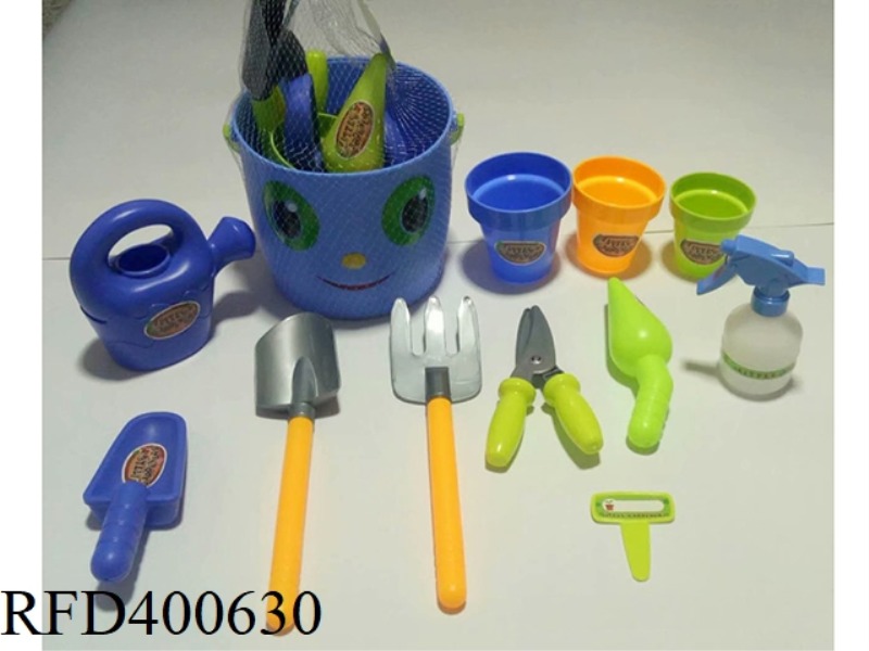 GARDEN TOOLS